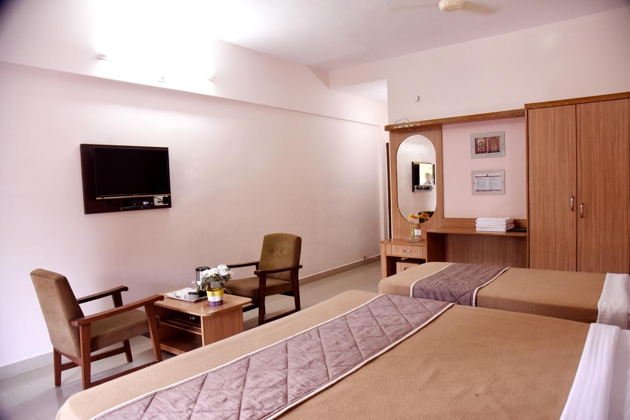 Subrahmanya Slr Residency酒店 外观 照片